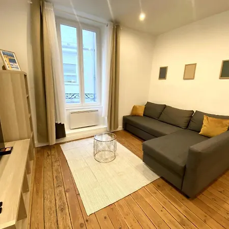 公寓 T2 Au Calme Proche Talensac Et Centre *